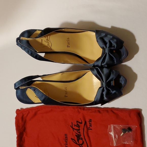 Christian Louboutin Paris, size 9US/41Eu, blue silk. - Picture 2 of 5